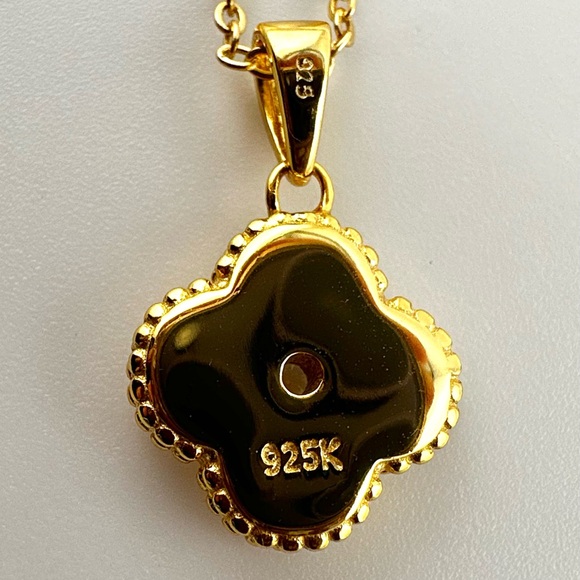 18K Gold Plated Over 925 Sterling Silver Luxury Mother of Pearl Clover Necklace - Picture 7 of 10